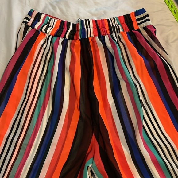NWT AMERICA AND BEYOND COVER UP PANTS - Picture 3 of 5